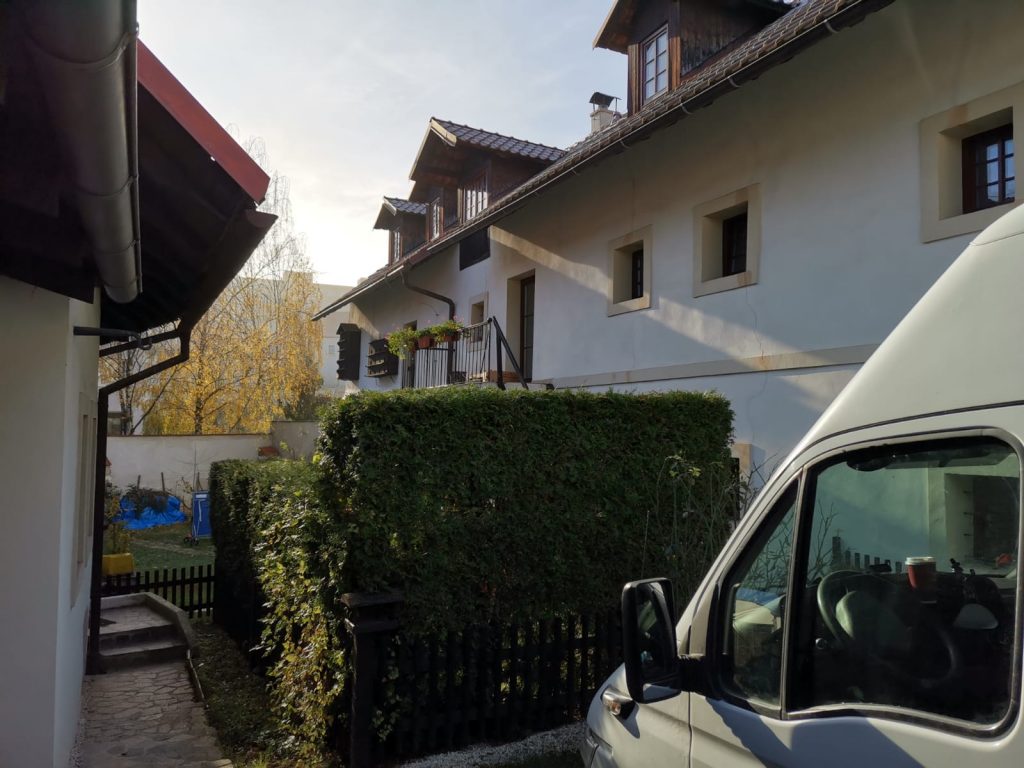 zateplení kolmé dutiny
